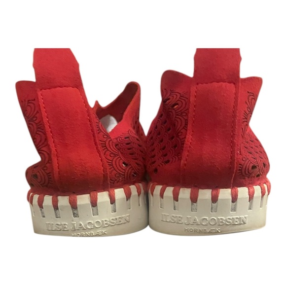 Ilse Jacobsen HORNBAEK Women's Red Tulip Flat Slip-On Low-Top Size 10 - Picture 4 of 6